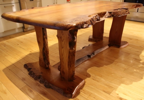 'River' Dining Table
